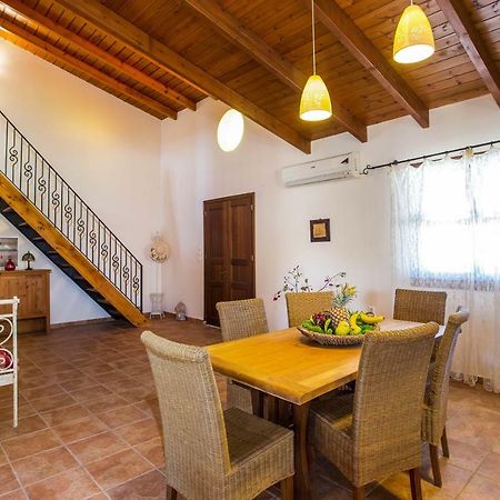 Sunny Countryside Villa - With Private Pool Фалираки Экстерьер фото
