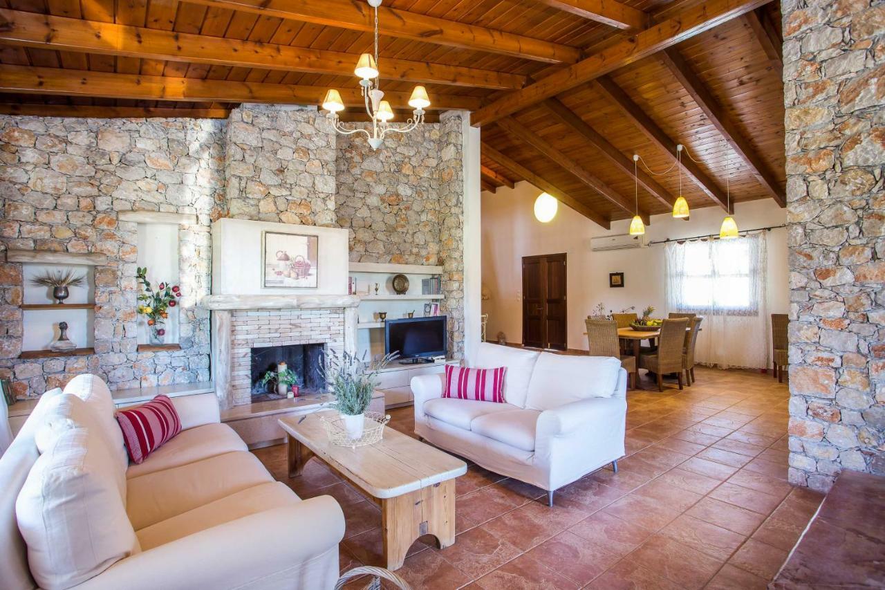 Sunny Countryside Villa - With Private Pool Фалираки Экстерьер фото
