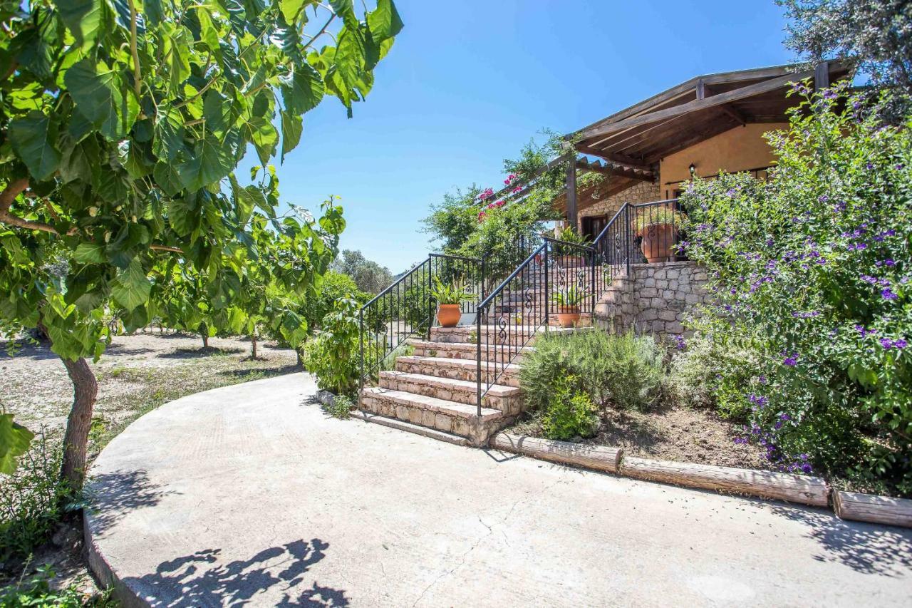 Sunny Countryside Villa - With Private Pool Фалираки Экстерьер фото