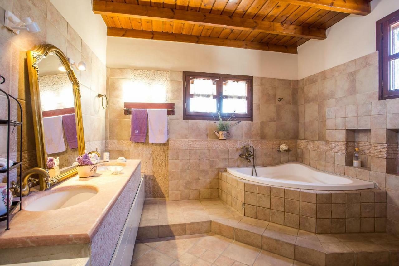 Sunny Countryside Villa - With Private Pool Фалираки Экстерьер фото